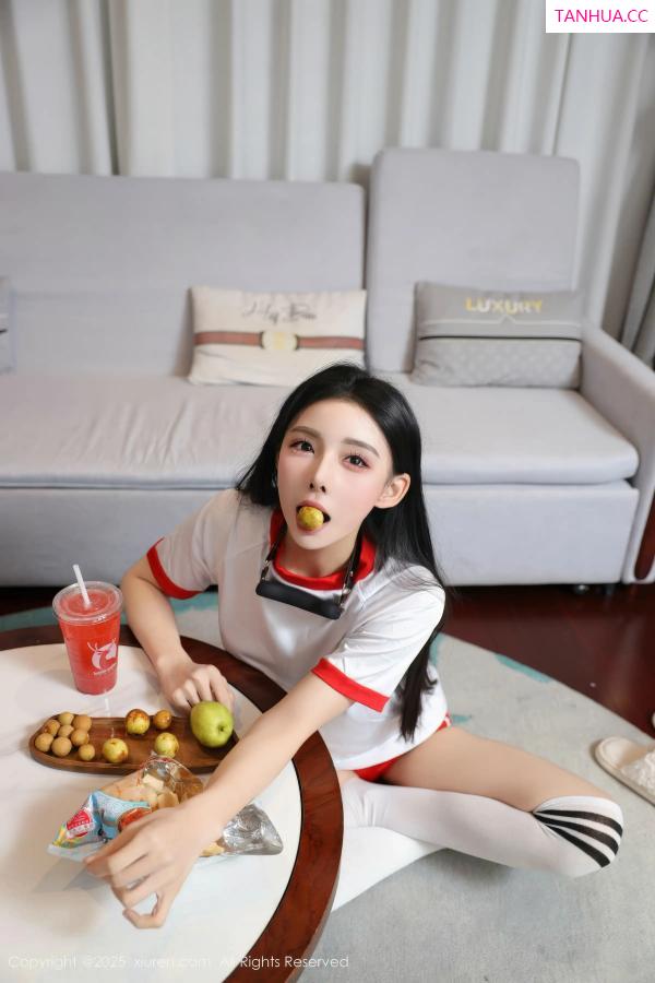   [XiuRen]高清写真图 2025.12.16 No.11110 许微微呀 情趣捆绑第21张图片